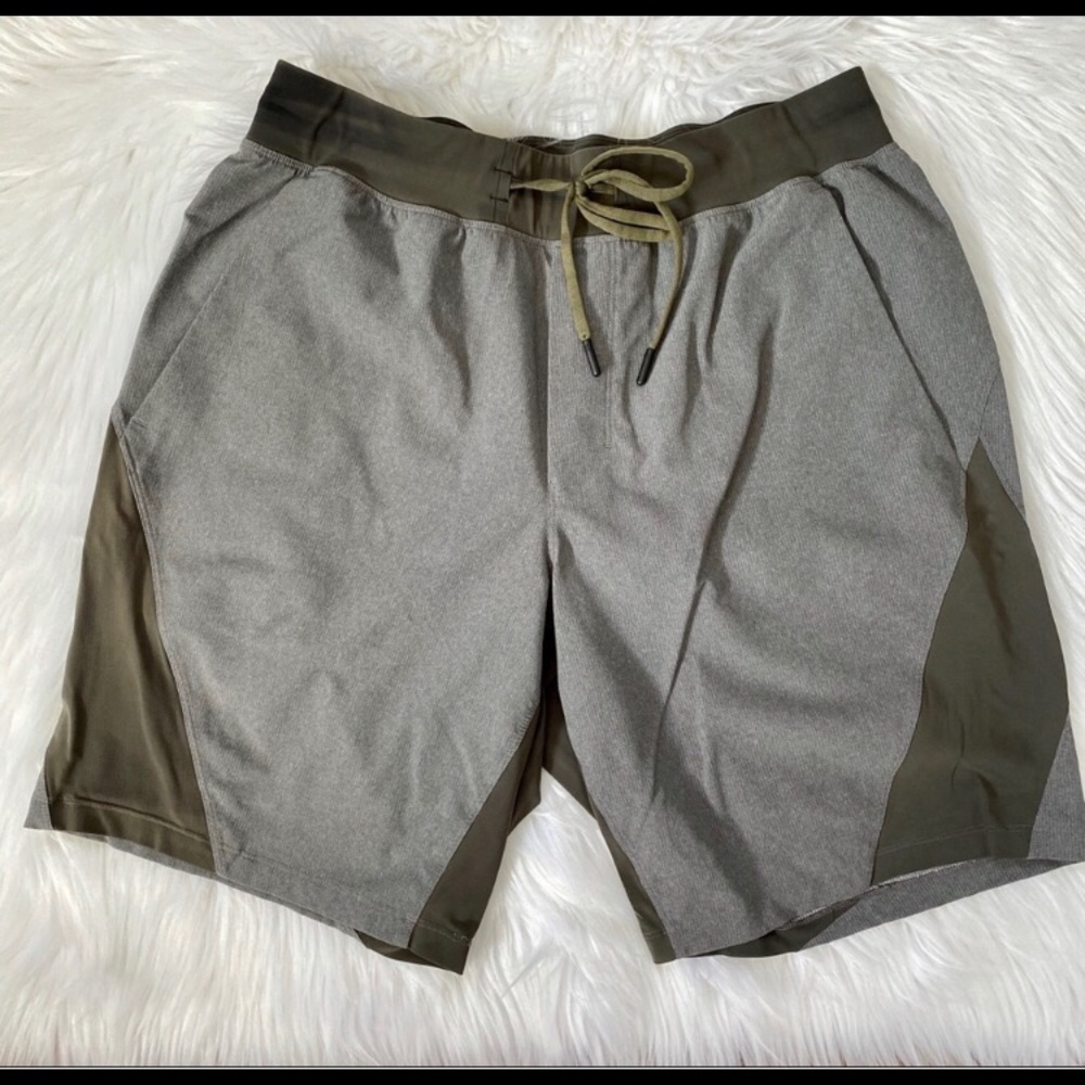 Lululemon 9” Liner Shorts